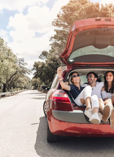 Veilig op weg naar je zomerse vakantiebestemming met onze tips!