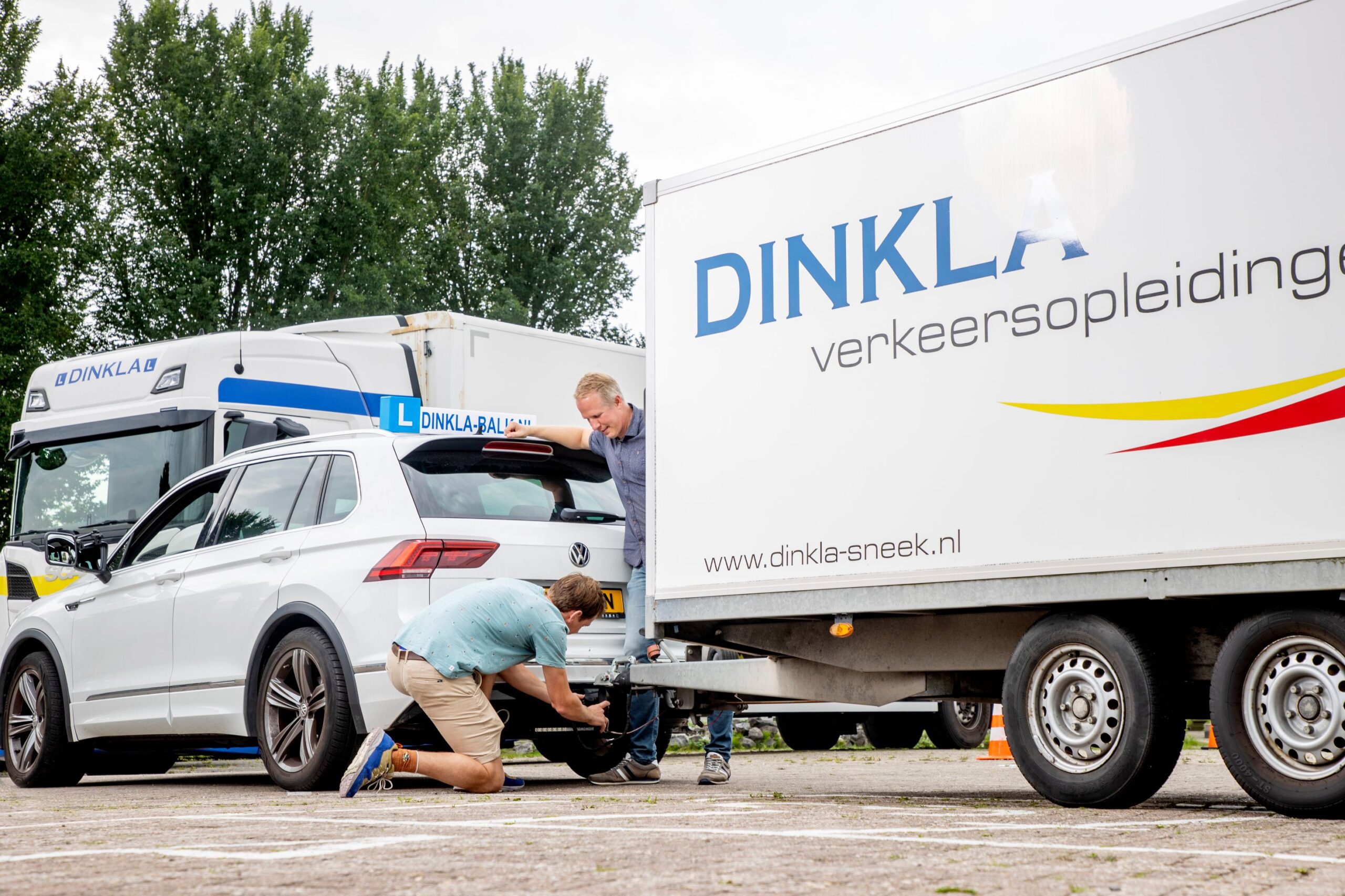 E achter B rijinstructeur