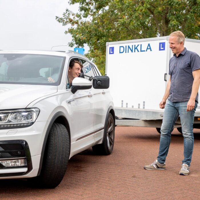 E achter B rijinstructeur